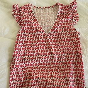 Cute ruffle top